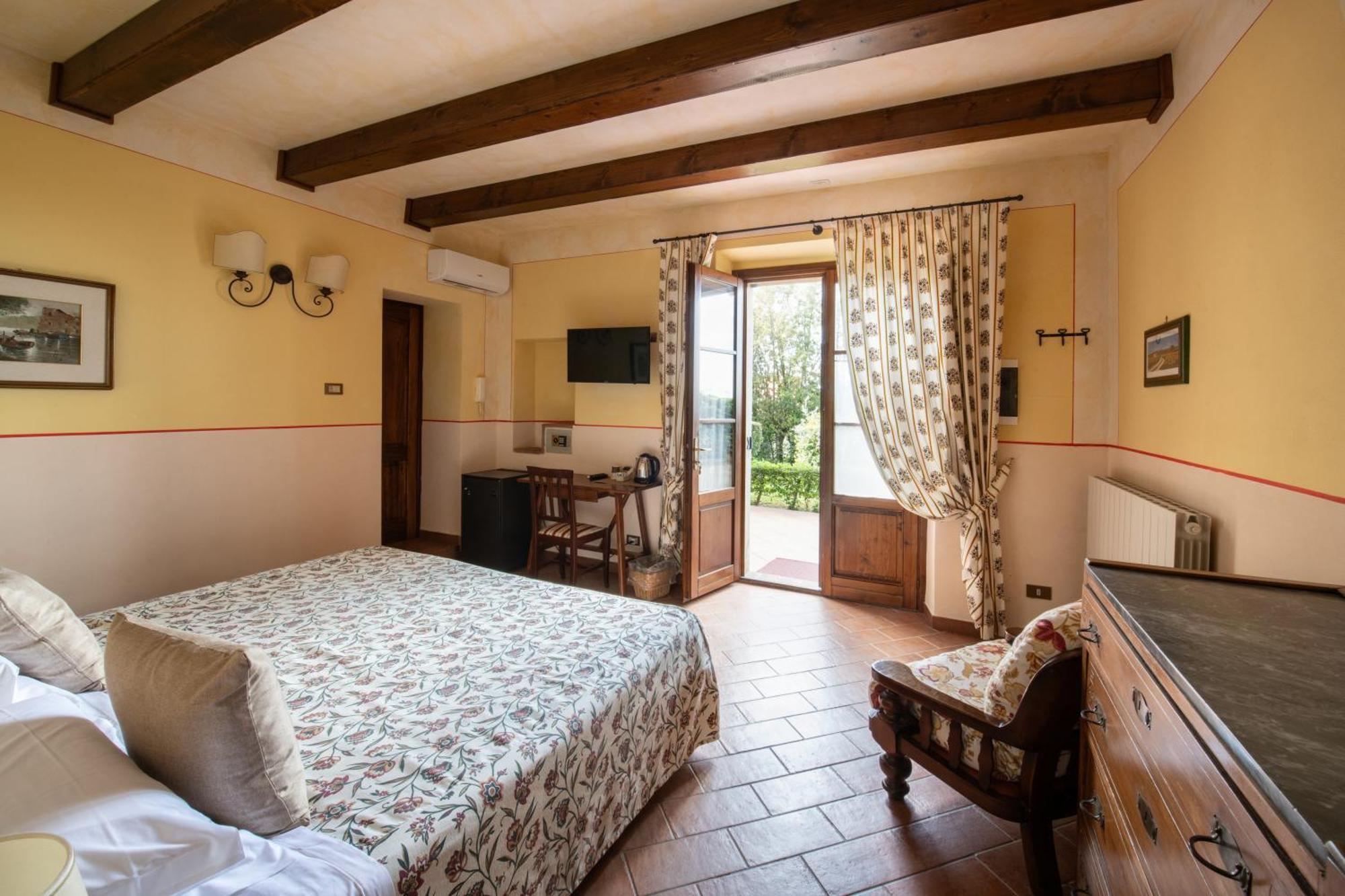 Le Volpaie Hotel San Gimignano Exterior photo