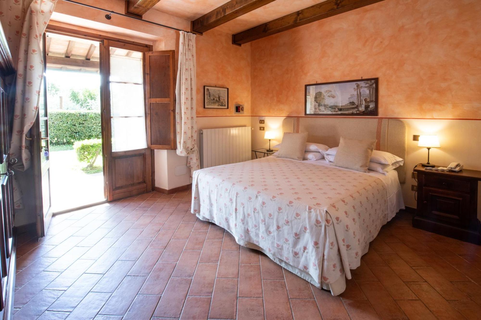 Le Volpaie Hotel San Gimignano Exterior photo