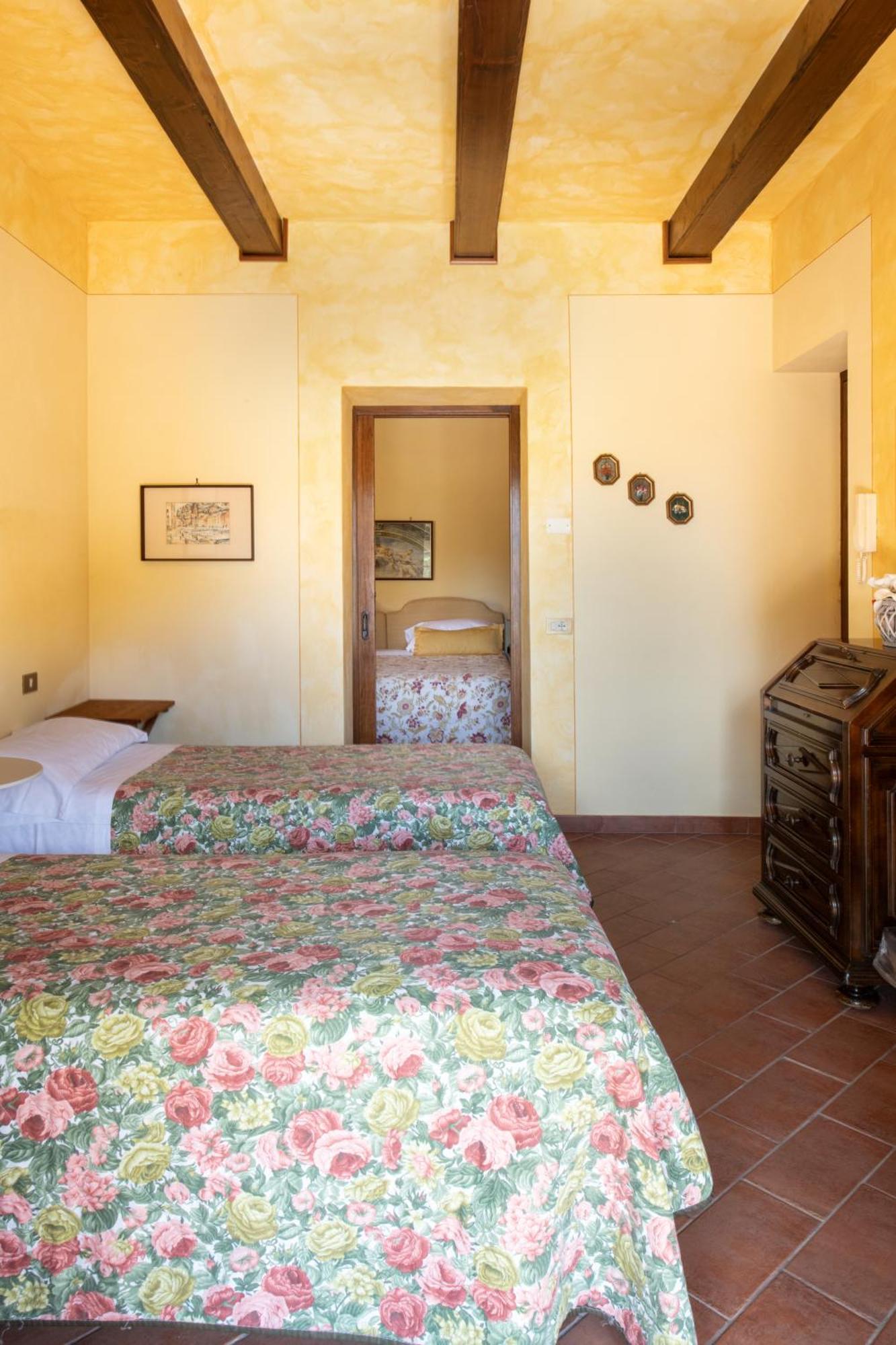 Le Volpaie Hotel San Gimignano Exterior photo